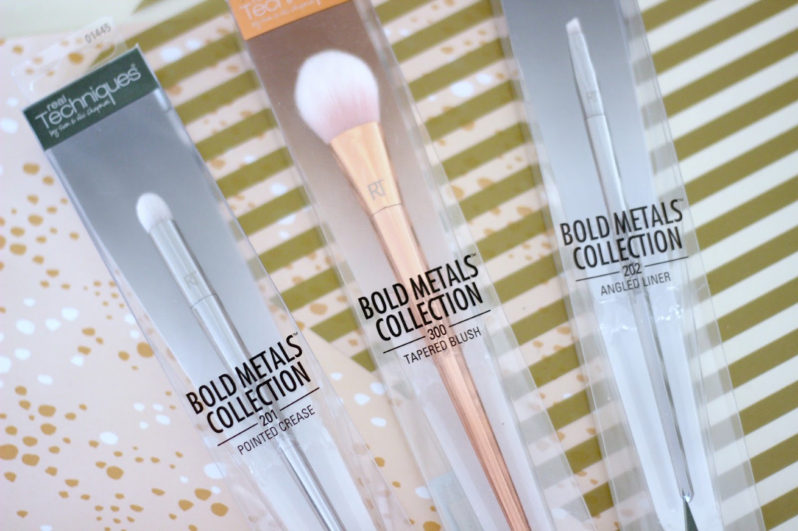 REAL TECHNIQUES BOLD METALS COLLECTION MAKEUP BRUSHES SHALLOWWONDERLAND