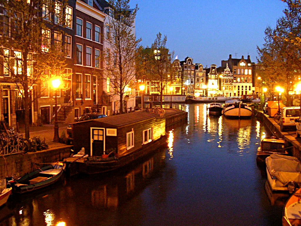 Faut Il Une Vignette Pour Aller A Amsterdam Life Of A Trentenaire: Les destinations entre "potes" les plus