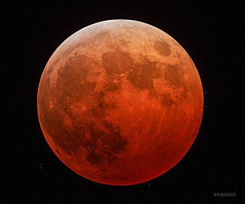 皆既月食 “ Total lunar eclipse ”