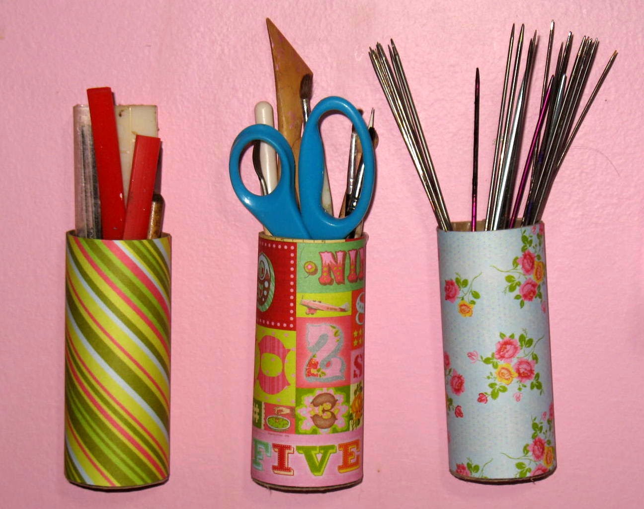 CraftyColie DIY/Tutorial Toilet Paper Roll Recycle for Craft Storage