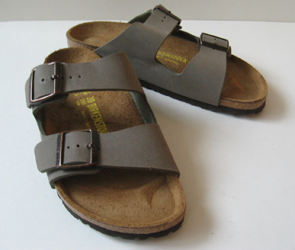 BIRKENSTOCK ARIZONA TAN SANDALS WOMENS SIZE 8