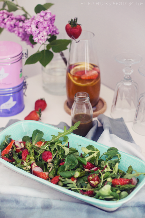 butiksofie: Spargel-Erdbeersalat und Eistee mit LOV