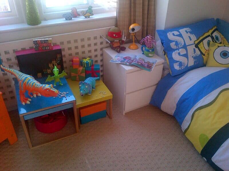 NickALive! Nickelodeon UK Showcases The Perfect Nick Bedroom At mi