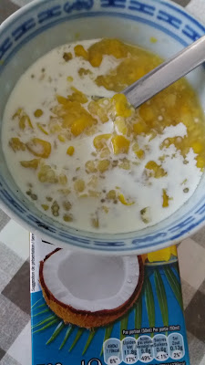 Chè Bấp - Dessert au maïs,haricot mungo au lait de coco ;Chè Bấp - Dessert au maïs,haricot mungo au lait de coco