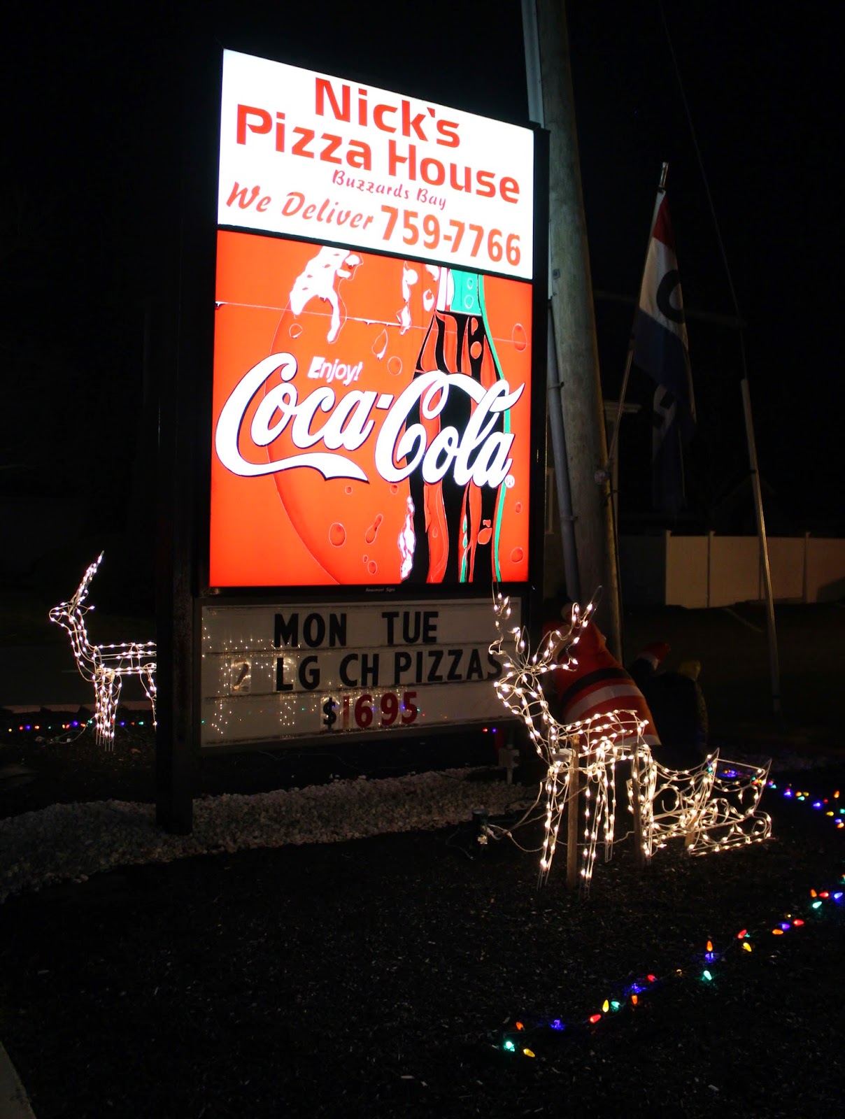 Buzzards Bay House Of Pizza Lauren + Dan Overbrook House Wedding