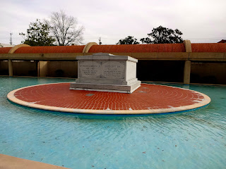 Martin Luther King gravesite 