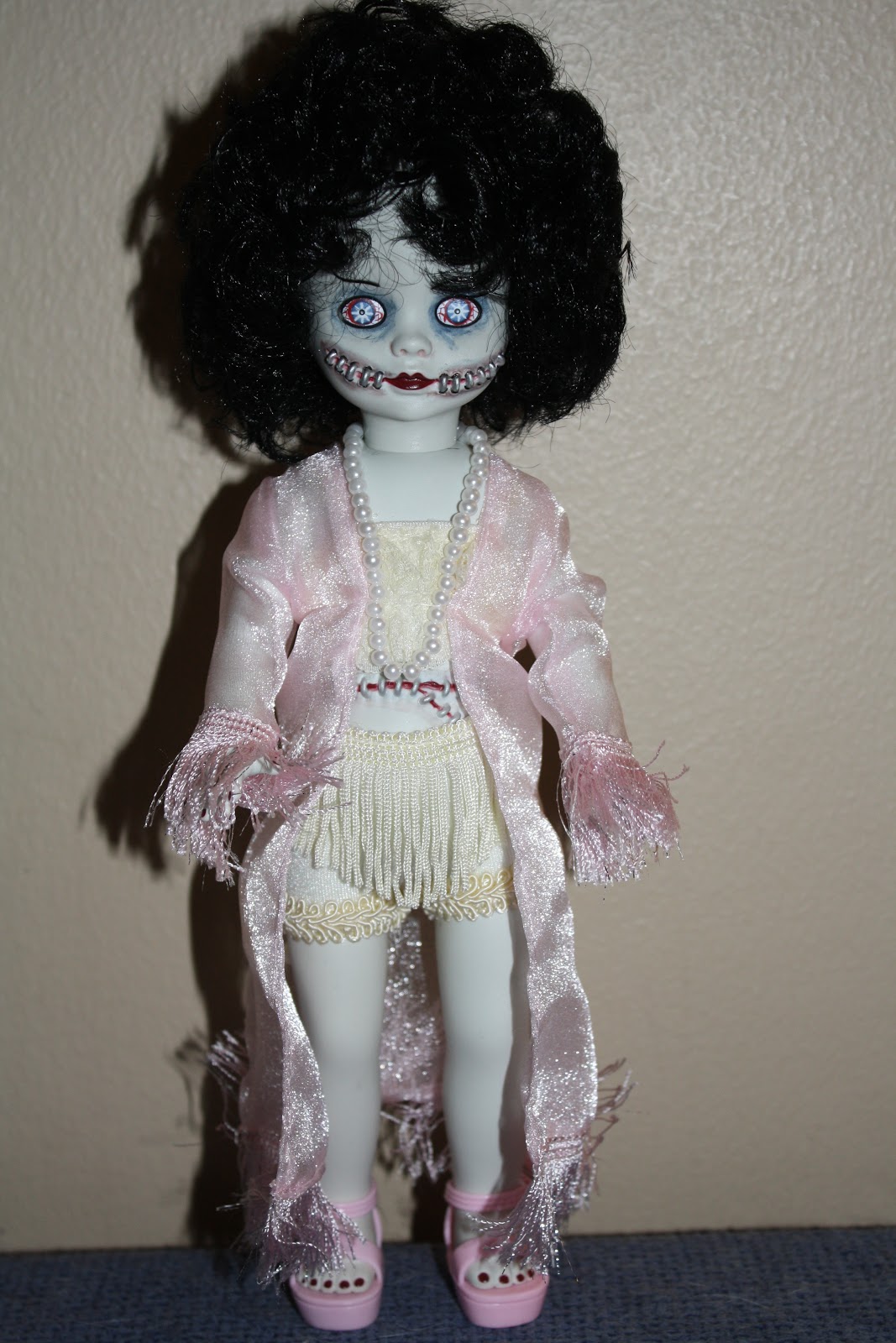 Karrin Nukkeblogi Barbie & Living Dead Dolls