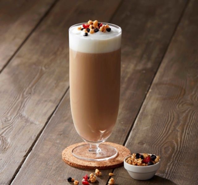 Starbucks korea 2023 new year bunny bearista doll Starbucks Korea Starts the Lunar New Year with Oatmeal Latte | Brand Eating