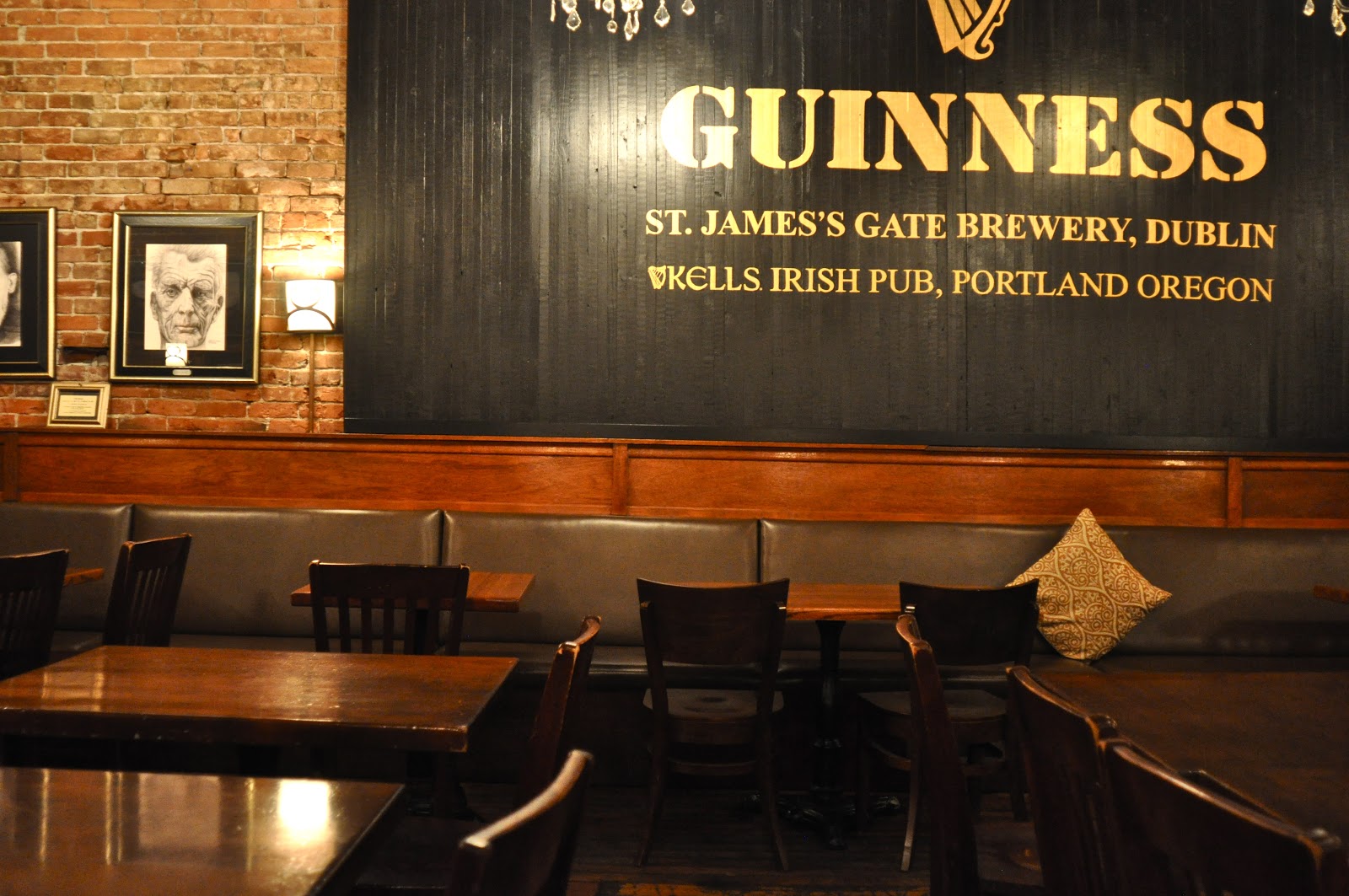 PORTLAND POSSIBLE Kell's Irish Pub