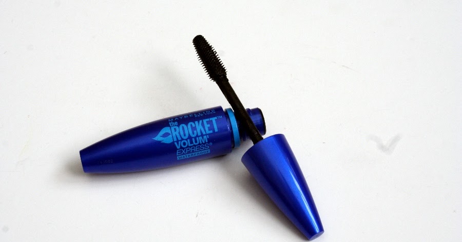 London Beauty Review: Review: Maybelline The Rocket Volum' Express  Waterproof Mascara