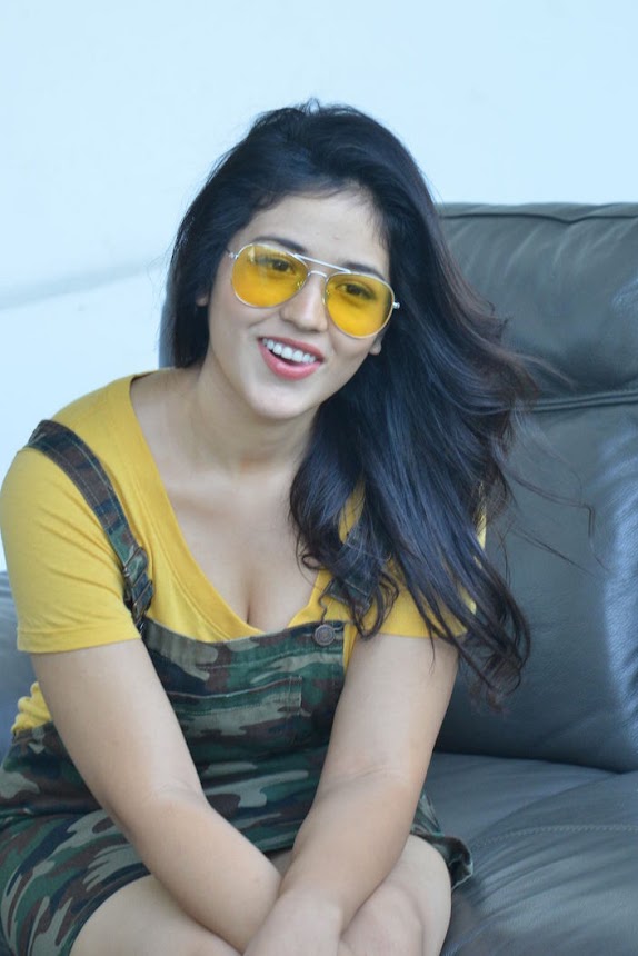 Priyanka Jawalkar at Taxiwaala Movie Press Meet