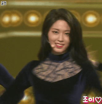 가요대축제 쩌는 설현, 밀리지않는 초아 ㄷㄷ.gif | 인스티즈