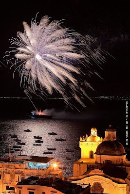 Fireworks, Fuochi d' Artificio, Fuochi Pirotecnici, Festa di San Giovan Giuseppe della Croce Ischia,Foto Ischia, Castello Aragonese, Ischia Ponte, fotografare i fuochi d'artificio, 