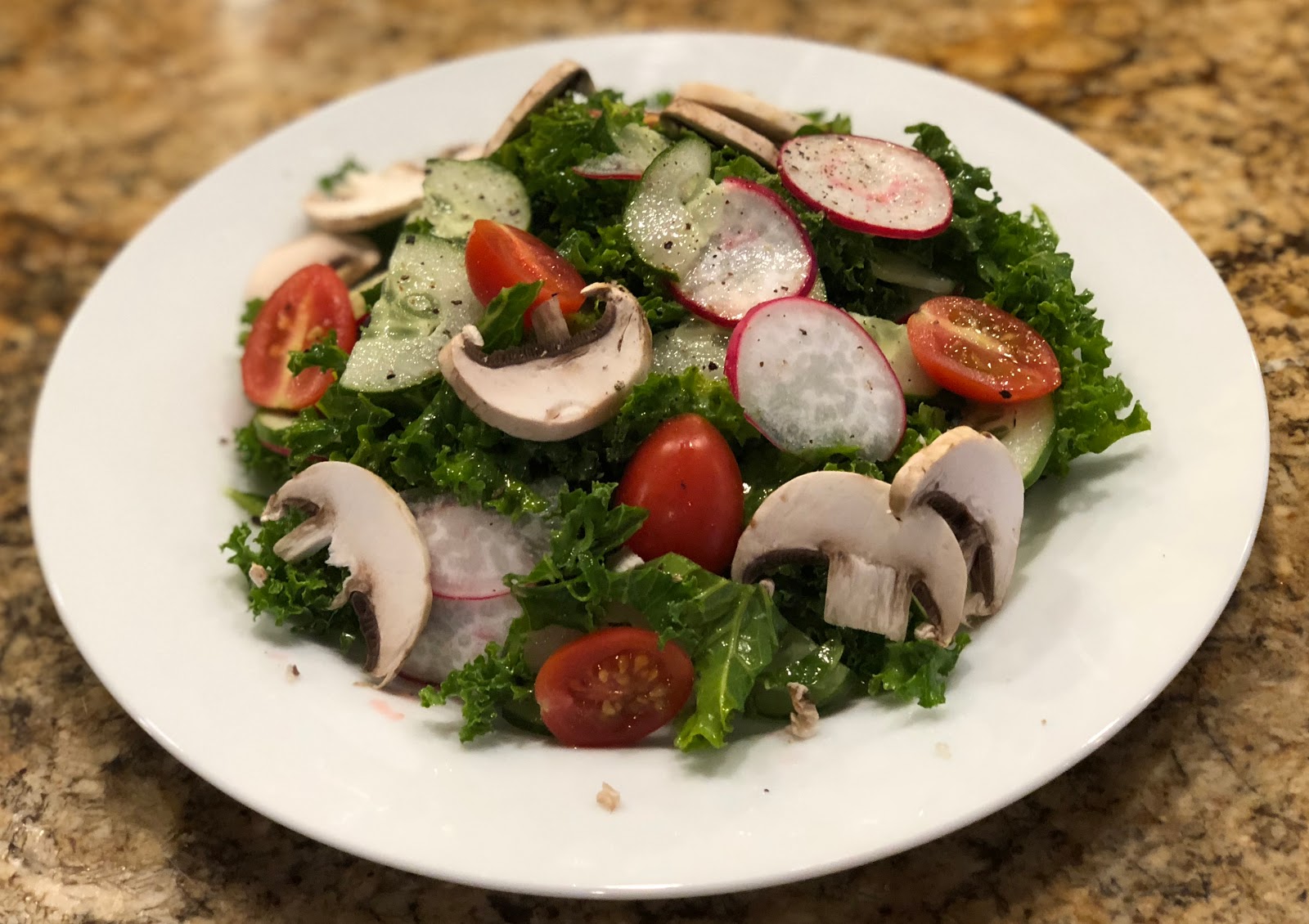 GREAT EATS HAWAII GREEN PAPAYA AND KALE SALADS