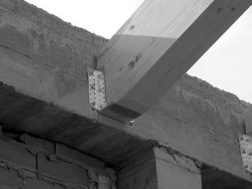 VG-AT: DISEÑO DE UNIONES EN ESTRUCTURAS DE MADERA (III)