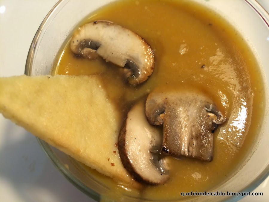 Crema de calabaza con portobello.