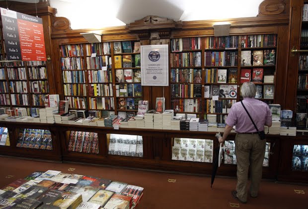 Bertrand Bookstore, in Lisbon, since 1732, the most ancient of world