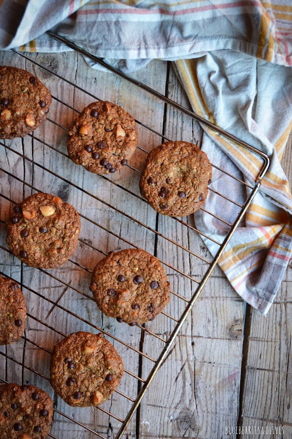 COOKIES DE AVENA, MACADAMIA Y CHOCOLATE (SG,SL,VEGT)