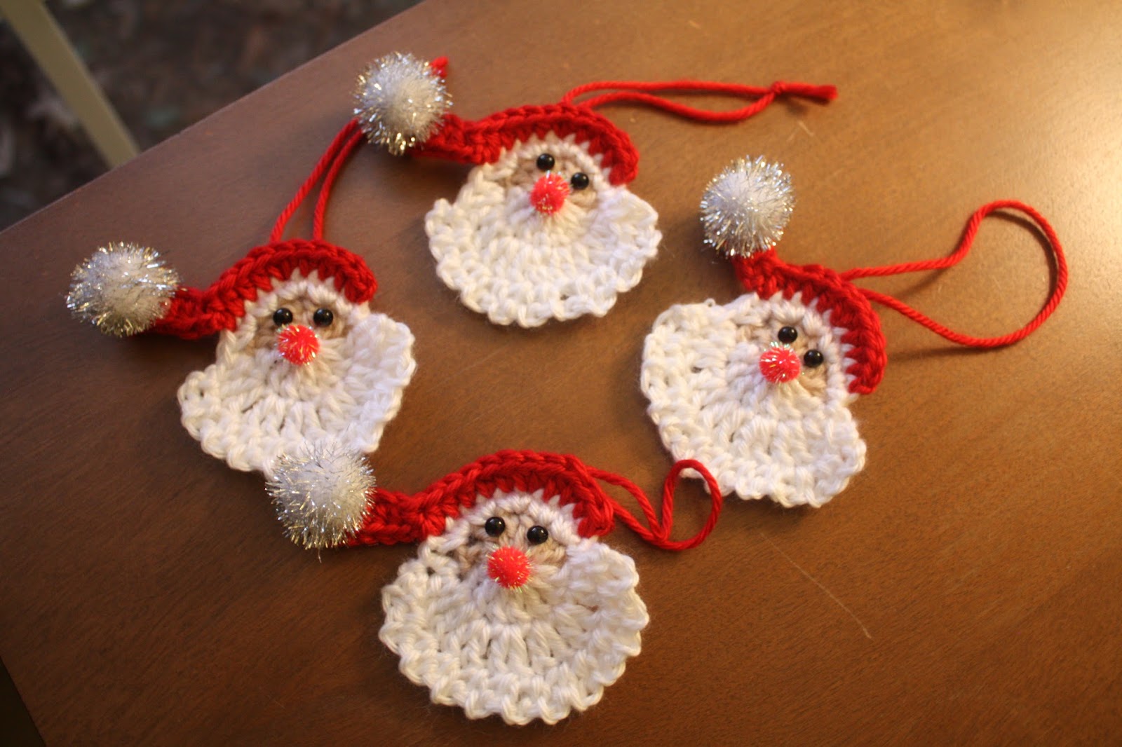snapdragon crafts Christmas crochet