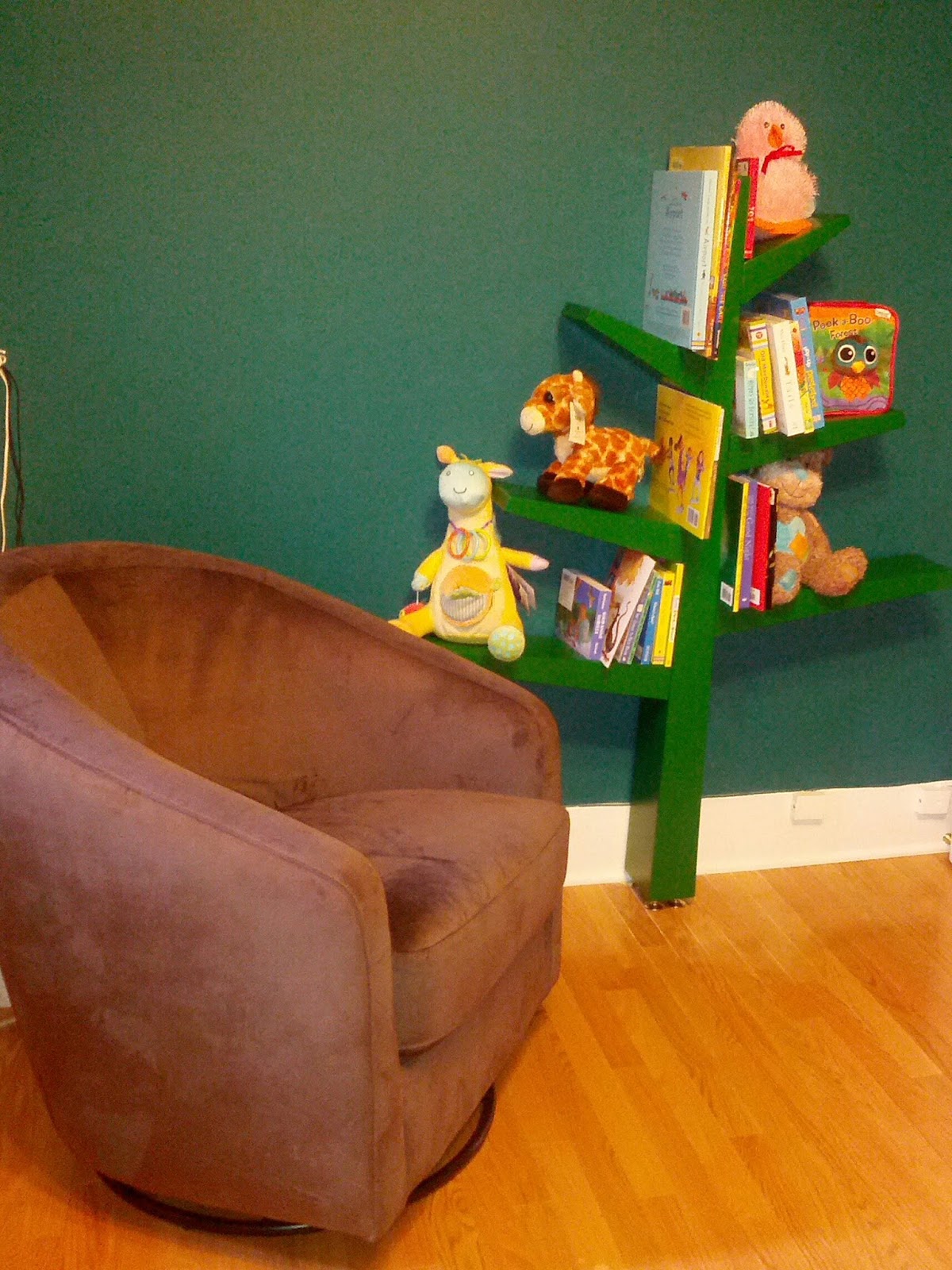 Review of the Babyletto Bookshelf The Book Falls too Far from the Tree
