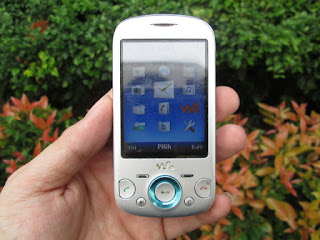 Hape Jadul Sony Ericsson W20 Zylo Walkman Phone Seken Kolektor Item