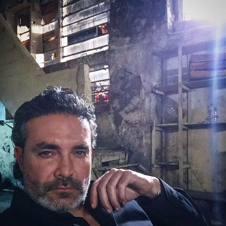 Mauricio Islas es El Capo, elenco de la serie Más Telenovelas