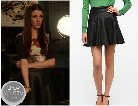 90210: Season 5 Episode 12 Adrianna’s Leather Flare Skater Skirt – Shop ...