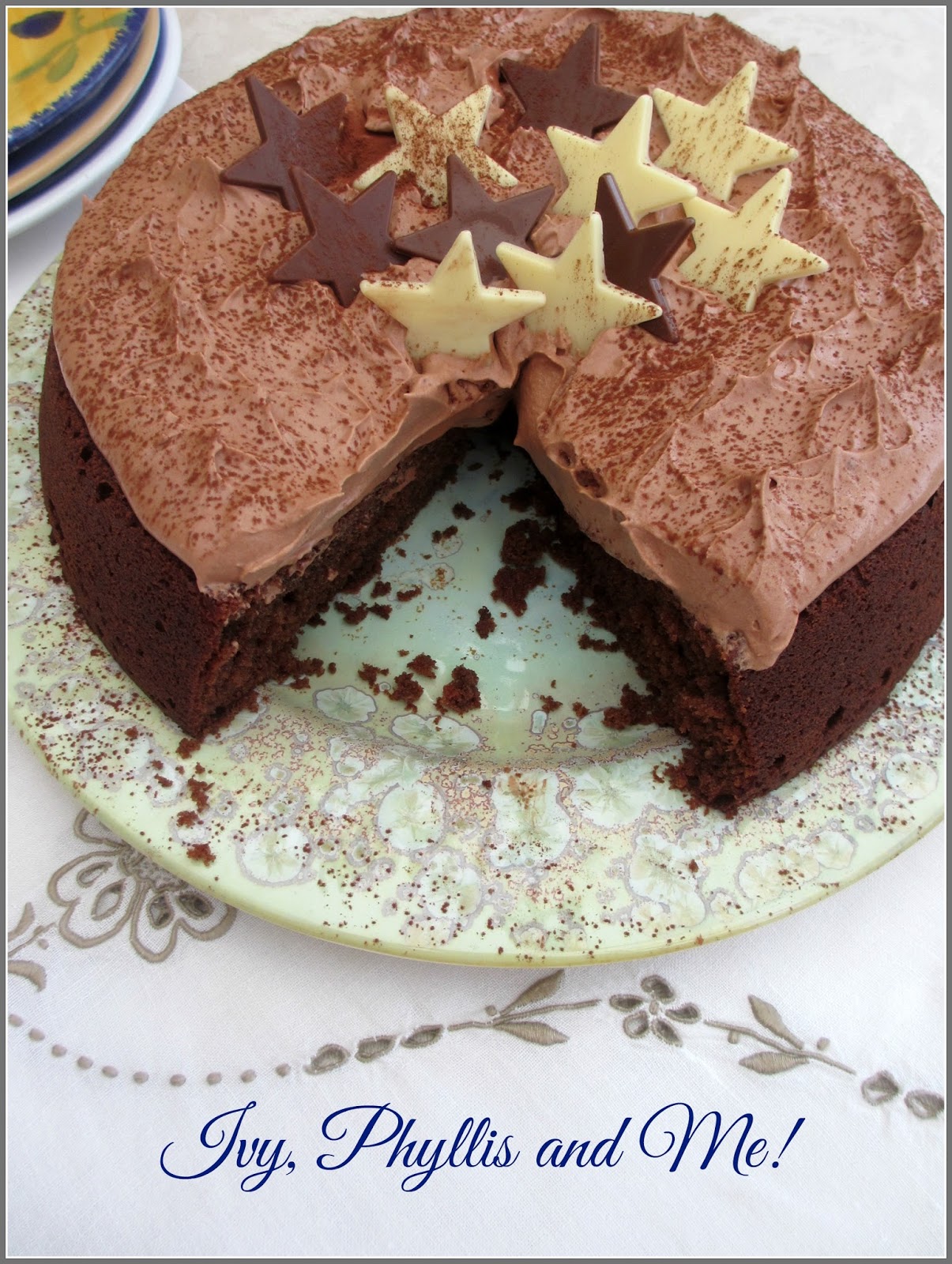 Ivy, Phyllis and Me! DAPHNE'S CHOCOLATE YOGHURT CAKE