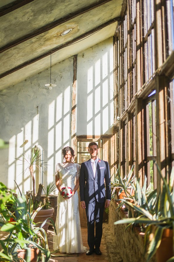 Una sencilla boda de estilo rústico cargada de encanto