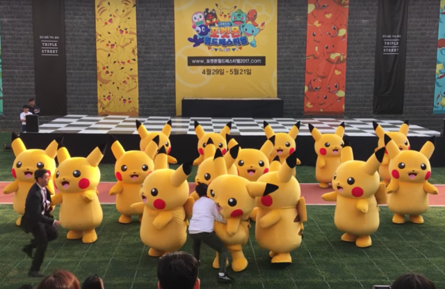 Pikachu inflável fica sem ar em apresentação - Nintendo Blast