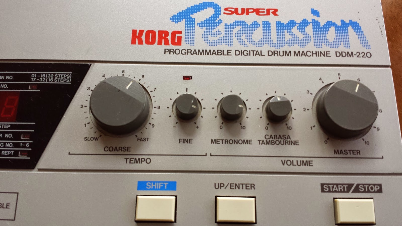 JonDent Exploring Electronic Music Korg DDM 220 Drum machine