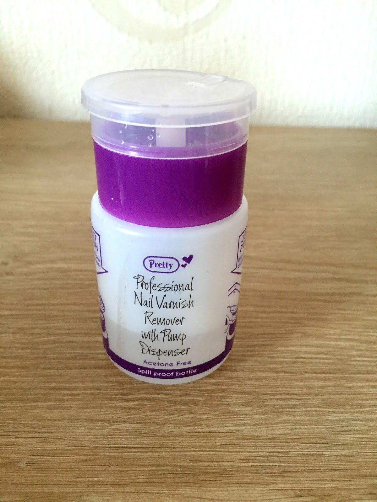 Pump Nail Polish Remover with Dispenser from Mammaful Zo