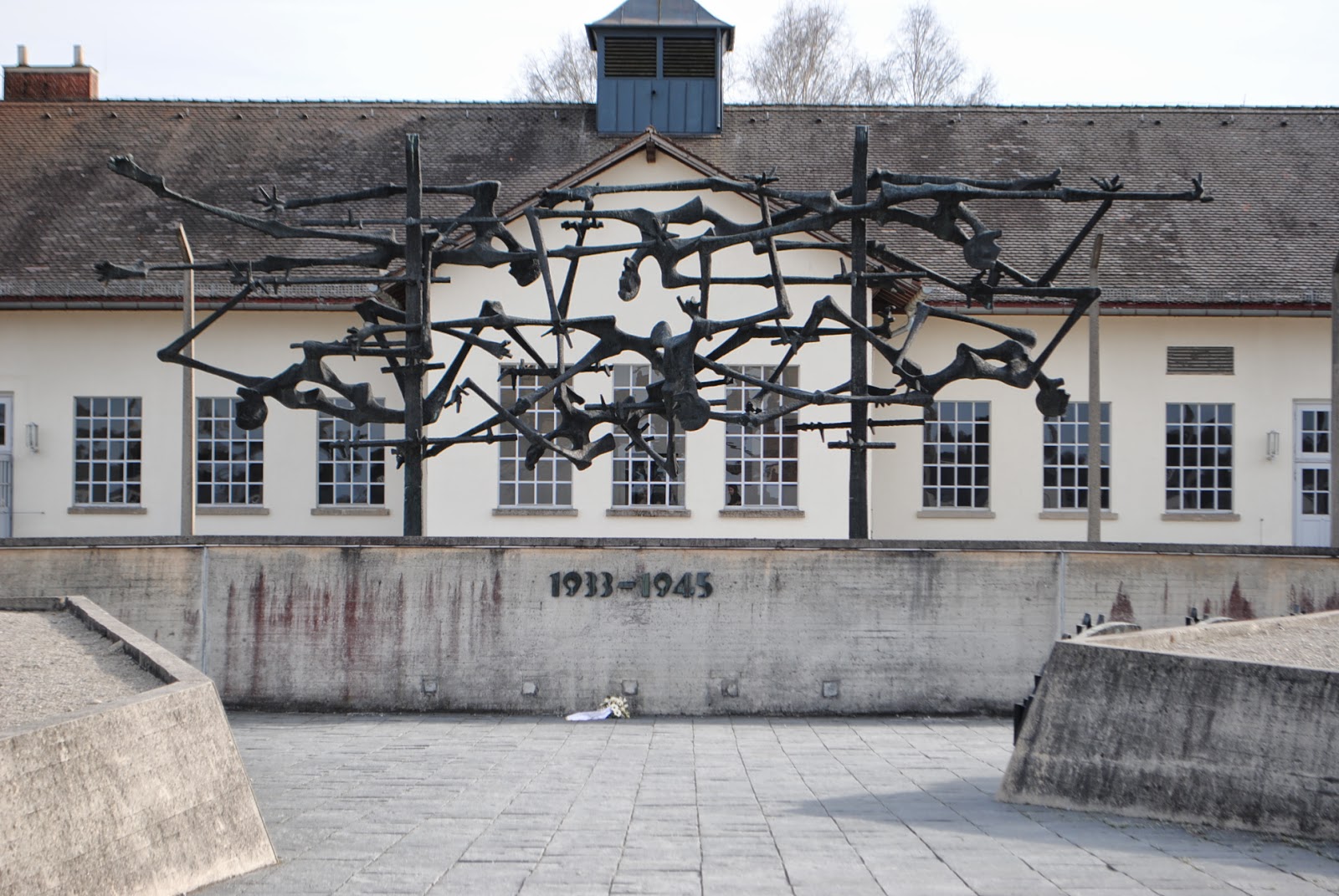 Концлагерь в германии дахау