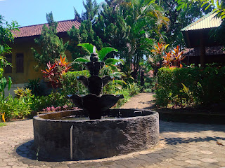 Garden with Water Fountains Brahmavihara Arama North Bali