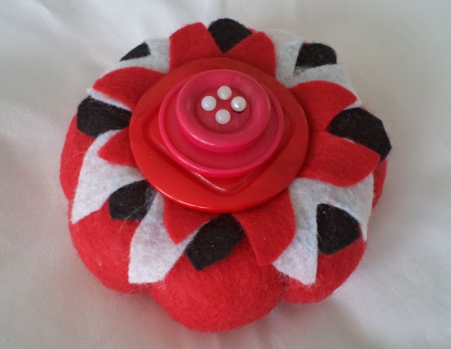 pin cushion crafted by eSheep Designs