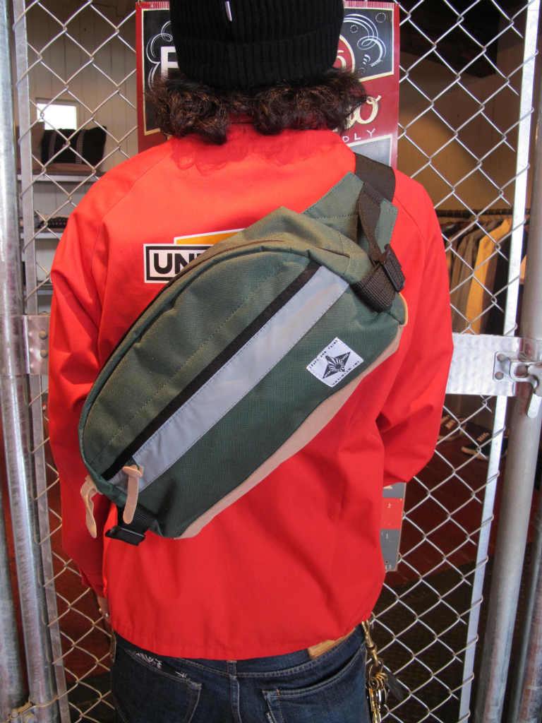 Emiliano: UNFINISH WAIST BAG