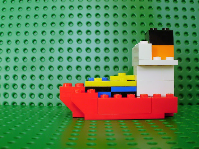 MOC LEGO Navio cargueiro com contentores