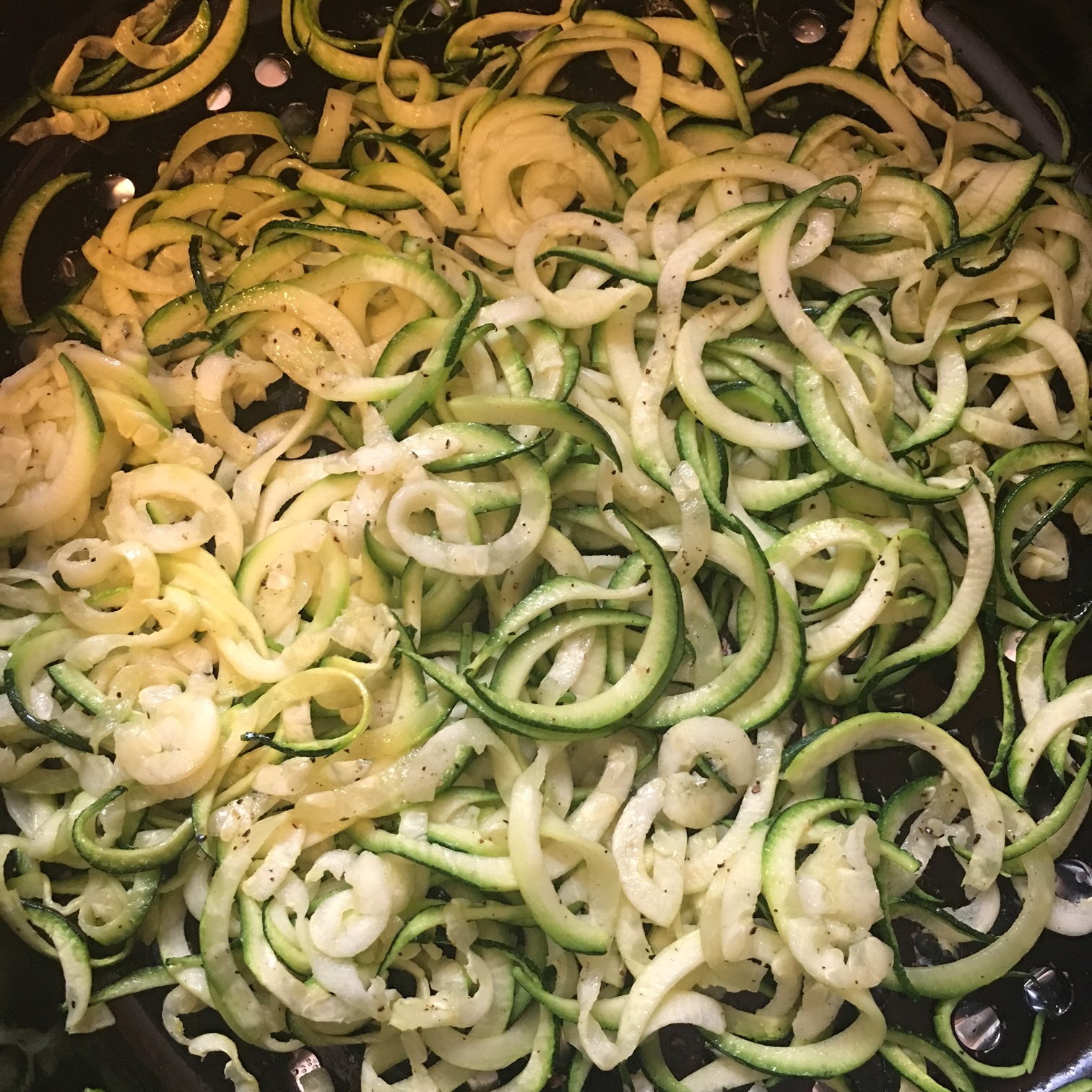 Toast to Roast Zoodle Noodles with Meat Sauce