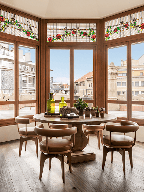 A penthouse with eclectic style in the center of Barcelona