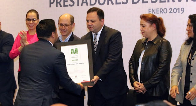 Rodríguez Almeida entregó 51 acreditaciones y certificaciones federales a prestadores de servicios turísticos