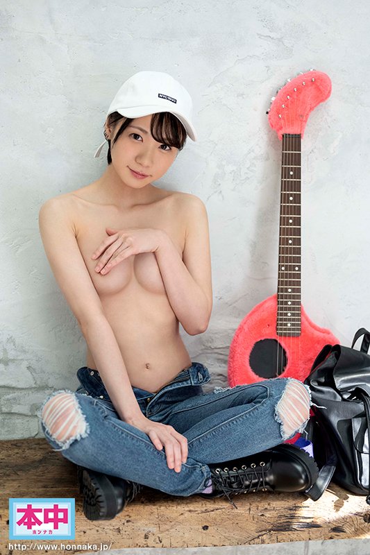 解密!那位短髮搞乐团、百人斩却不识中出滋味的椎名そら二世是? 解密!那位短髮搞乐团、百人斩却不识中出滋味的椎名そら二世是?