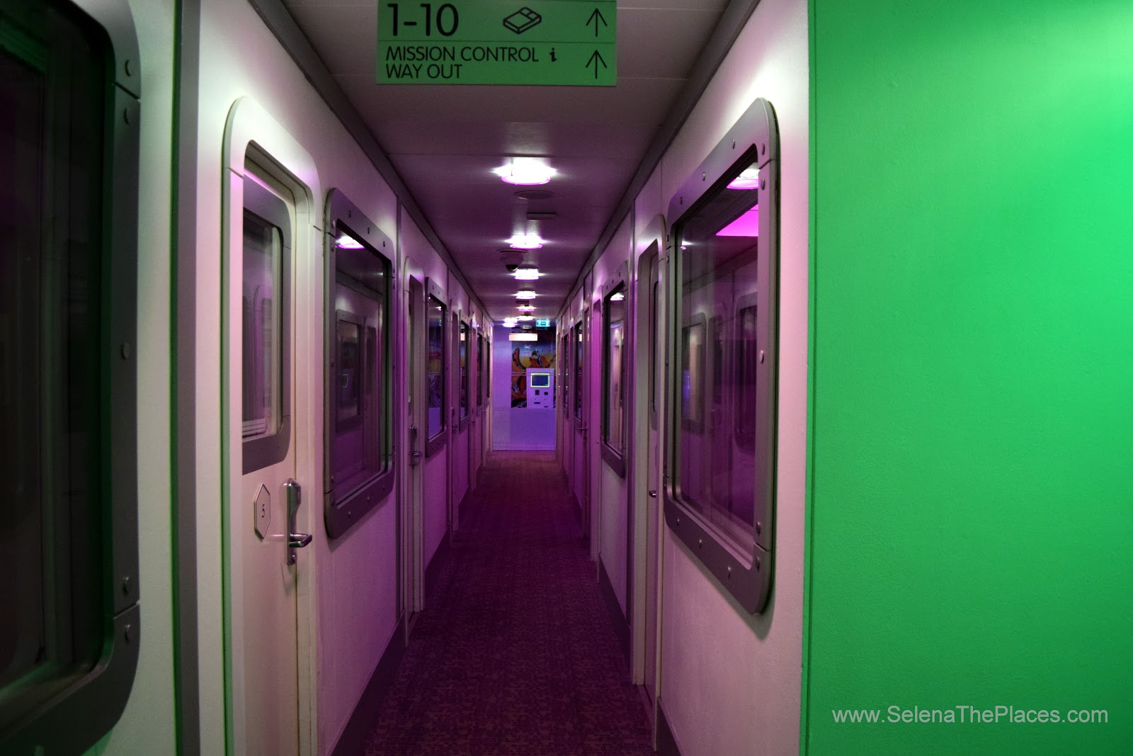 Yotel London Gatwick Cabin Hotel