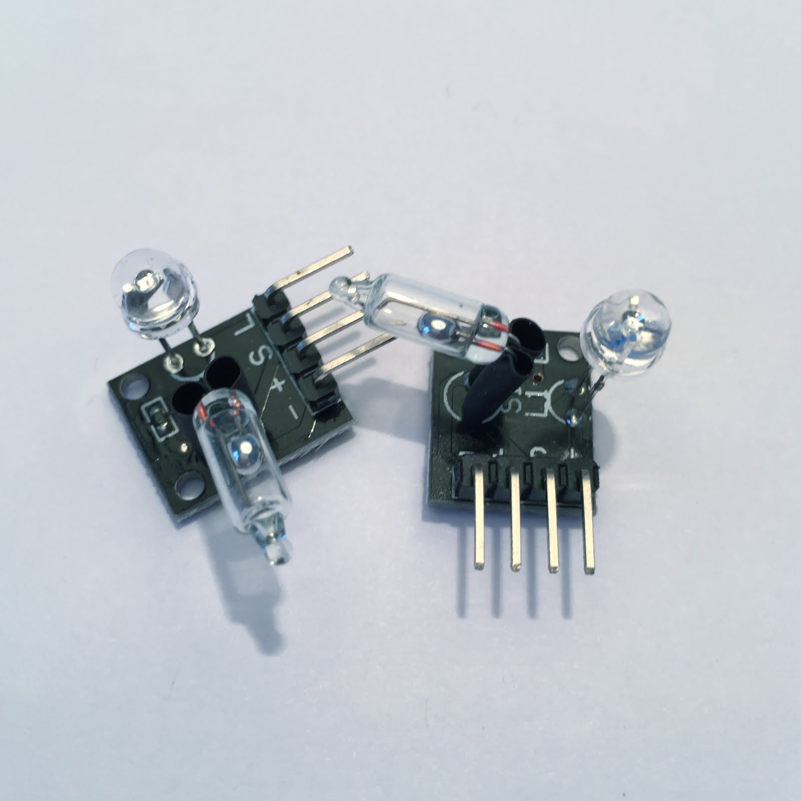 Antonio Mancuso's Blog: Kit Sensori per Arduino 37 in 1 - Parte 1