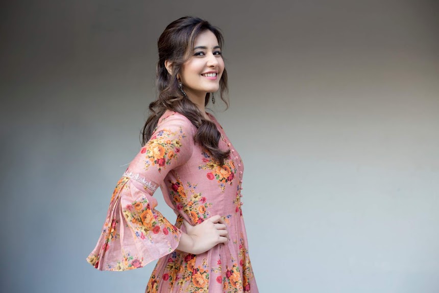 Raashi Khanna at Adanga Maru promotions
