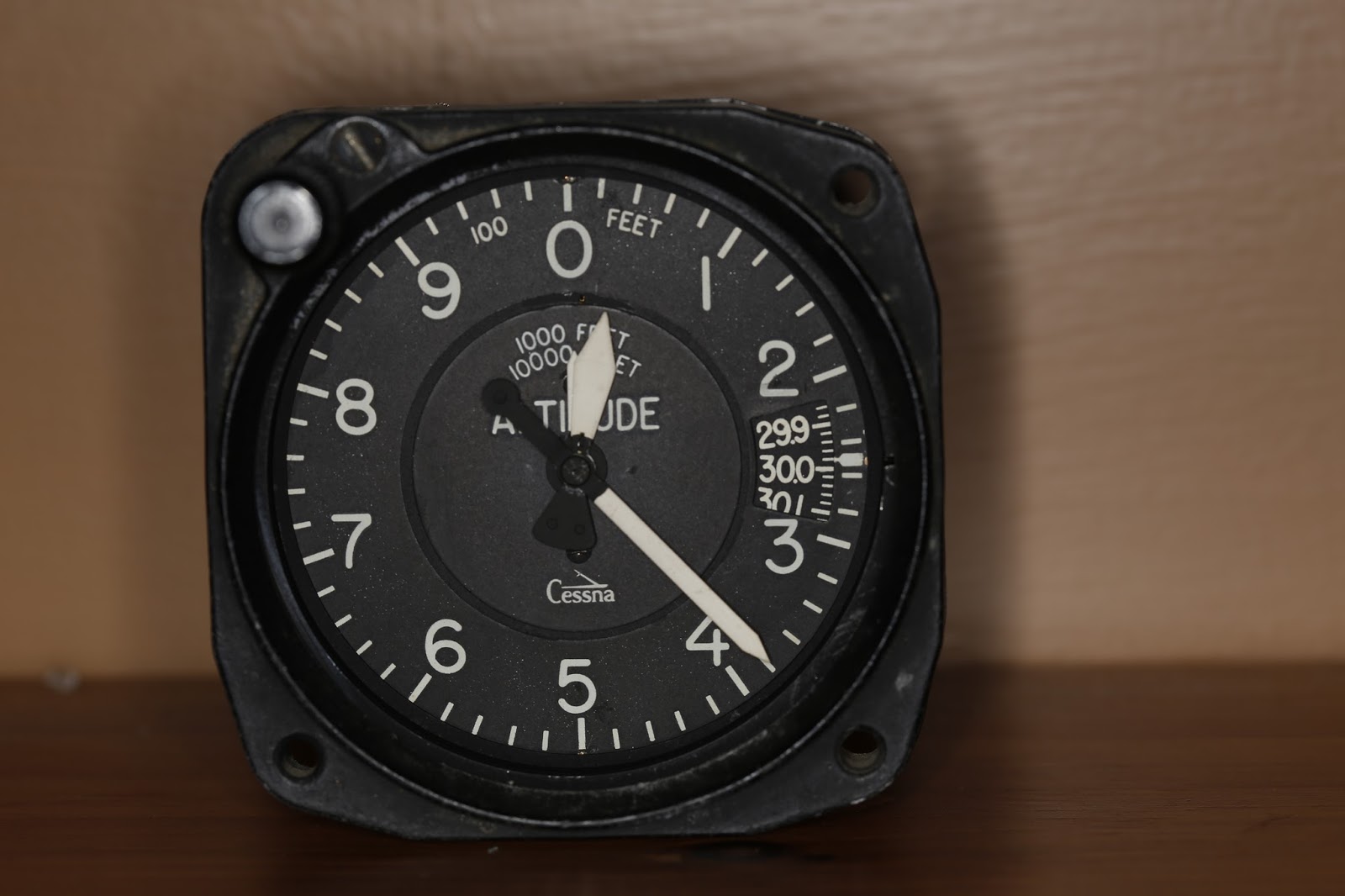 VE2GYA 1964 Cessna Altimeter disassembly, repair and reassembly