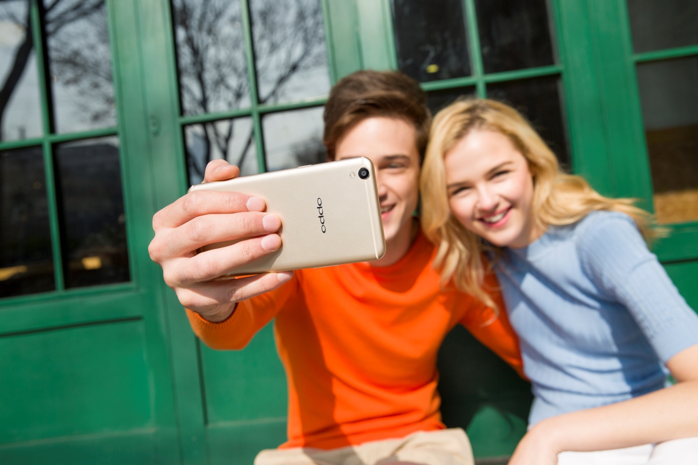 Lemon GreenTea "The perfect selfie" experience only at OPPO’s F1 series