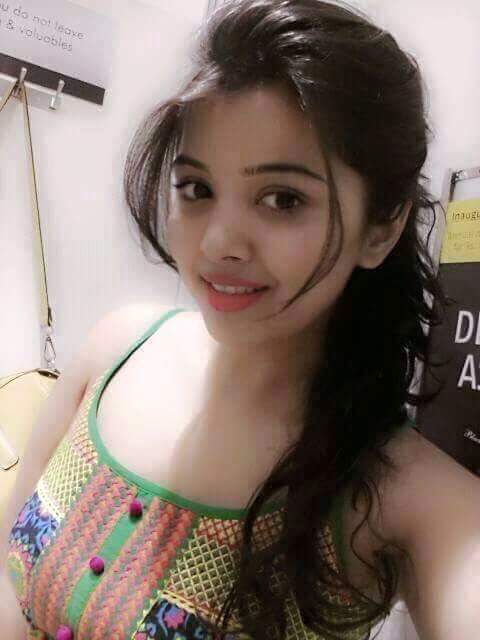 Pune escorts girl are calling you on her bed 2