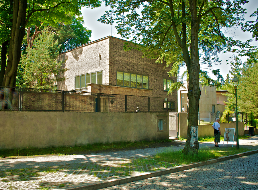 Tomatoes From Canada: Georg Kolbe Museum