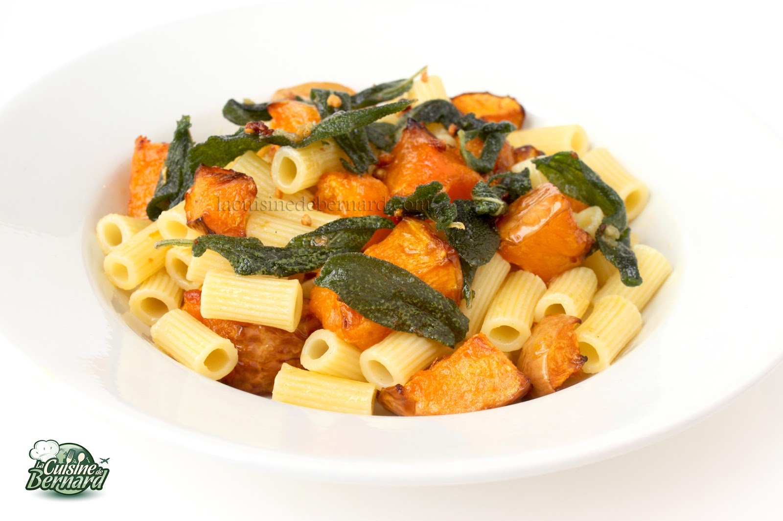 La Cuisine de Bernard Pâtes à la Courge Butternut Caramélisée et Beurre Aillé à la Sauge