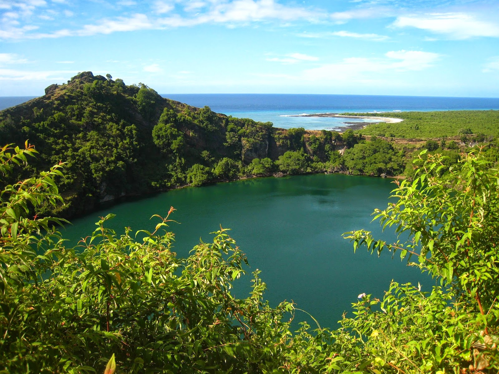 Deux Indiens dans l'Océan Grande Comore Mitsamiouli, le Lac Salé, le